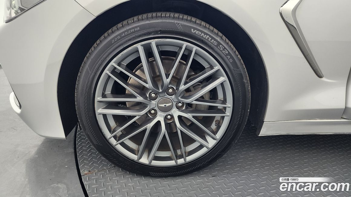 Genesis G70 2018
