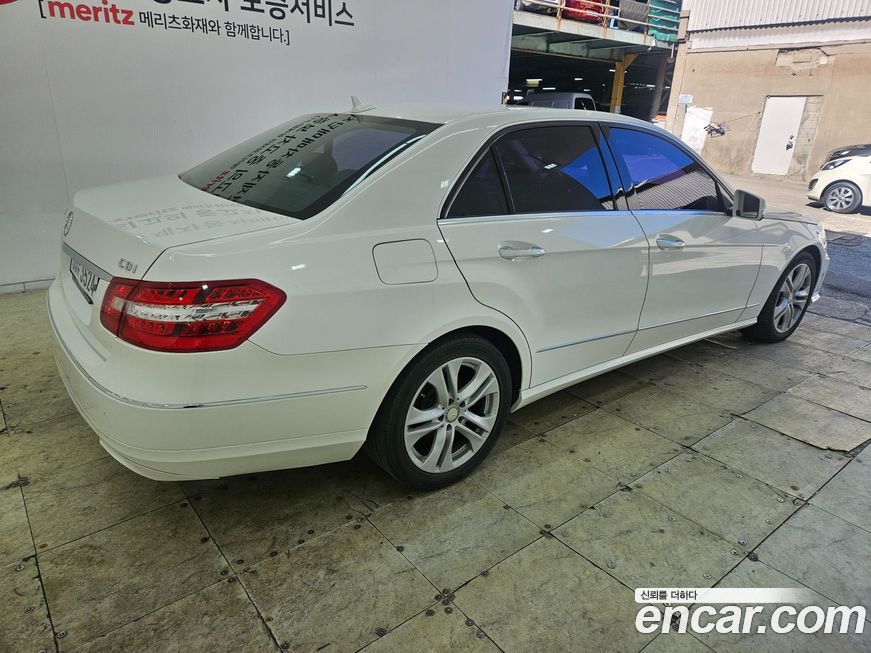 Mercedes-Benz E-Class 2013