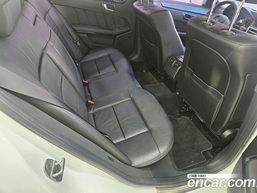 Mercedes-Benz E-Class 2013