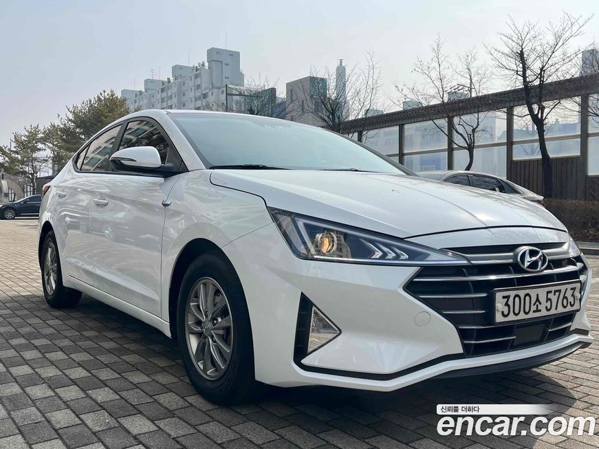Hyundai AVANTE 2020
