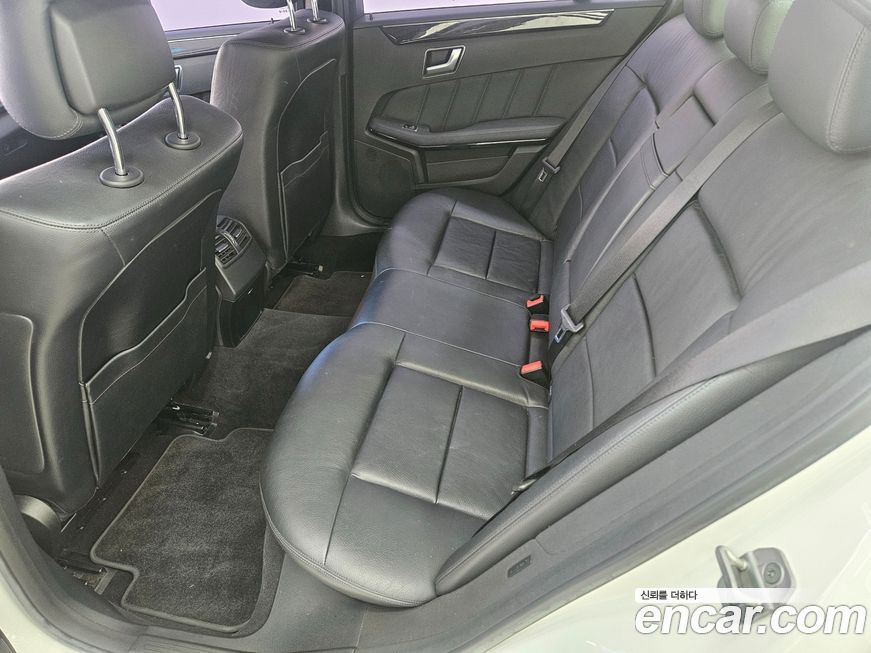 Mercedes-Benz E-Class 2013