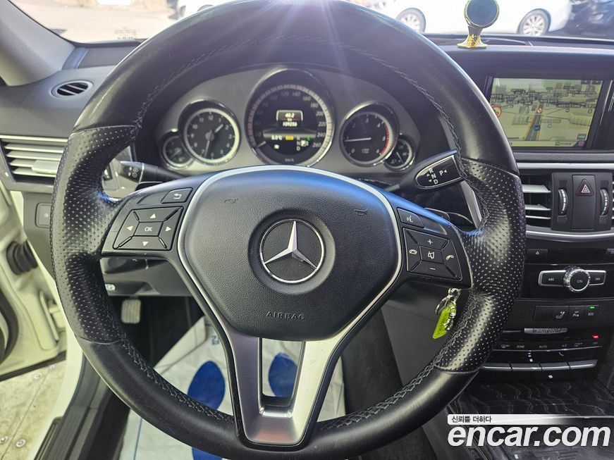 Mercedes-Benz E-Class 2013