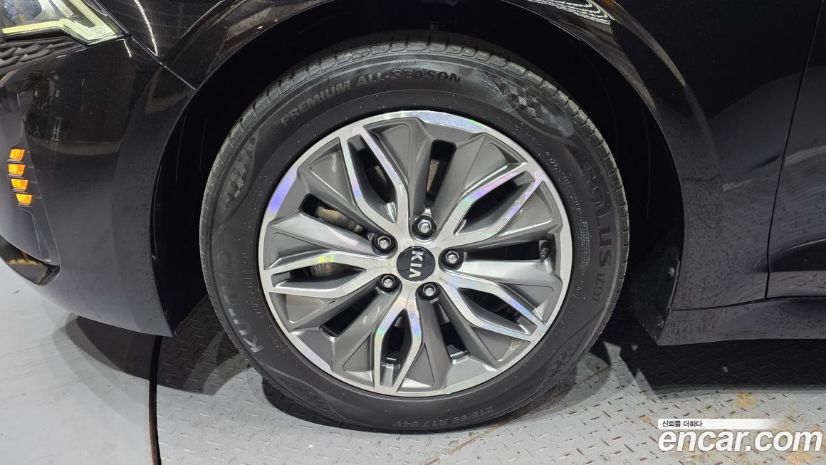 Kia K5 2021