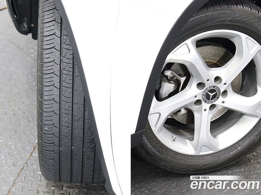 Mercedes-Benz GLA-Class 2019