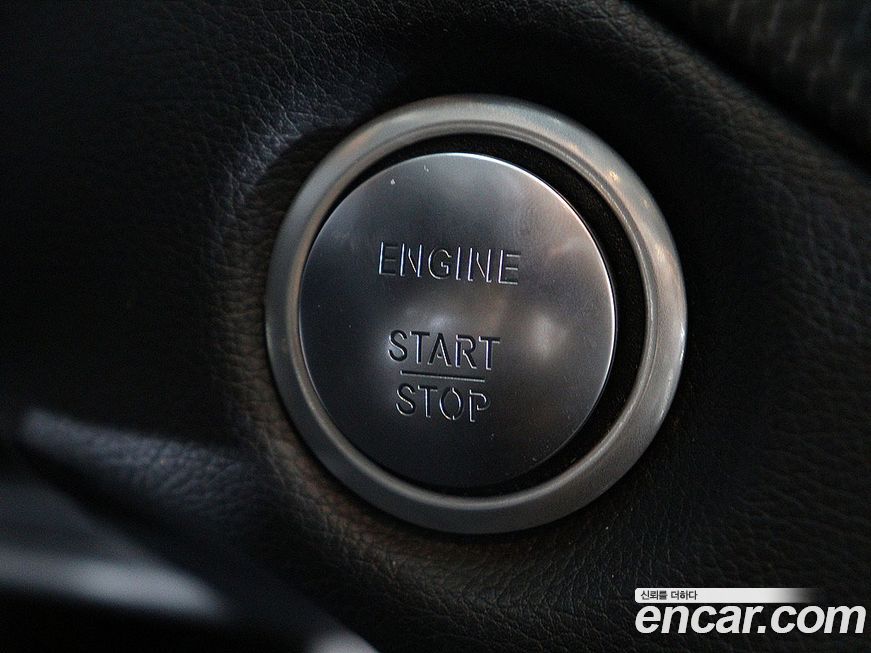 Mercedes-Benz GLA-Class 2019