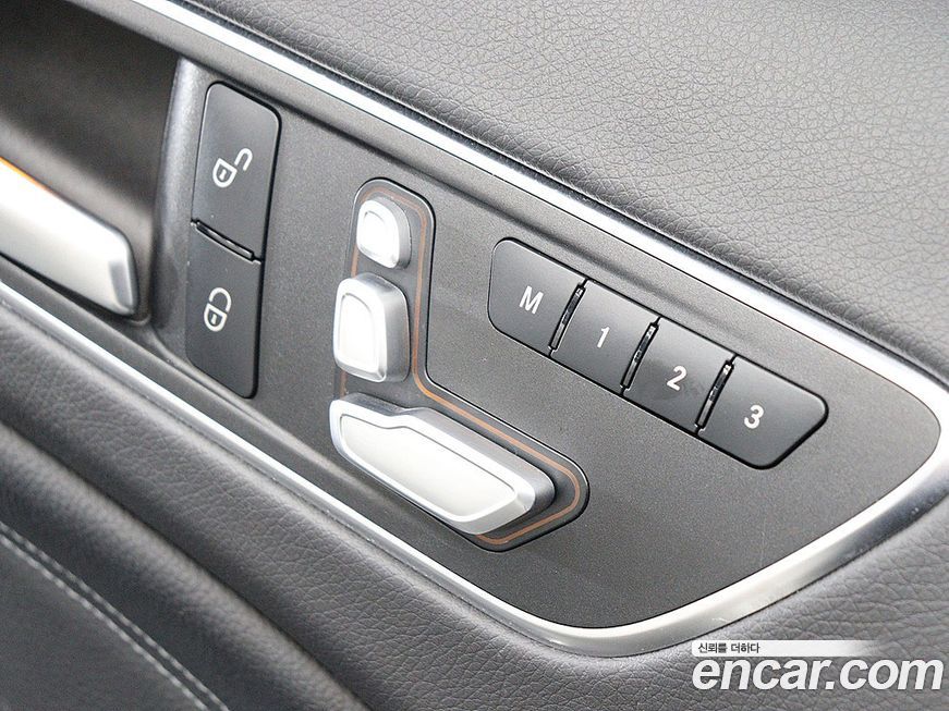 Mercedes-Benz GLA-Class 2019