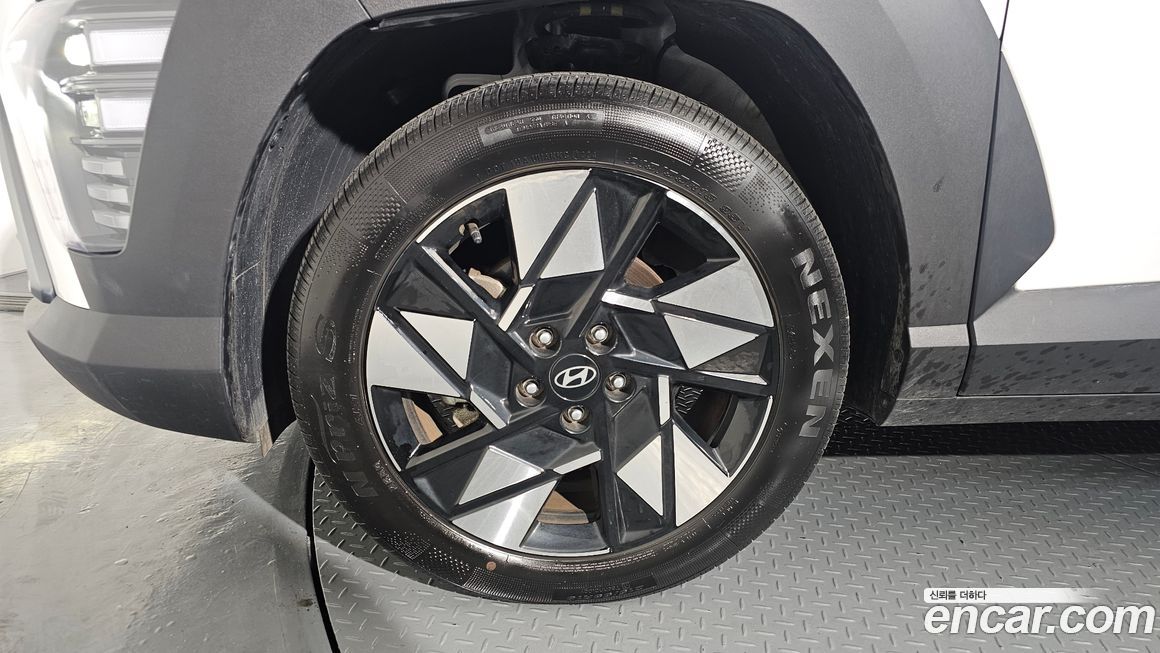 Hyundai Kona 2025