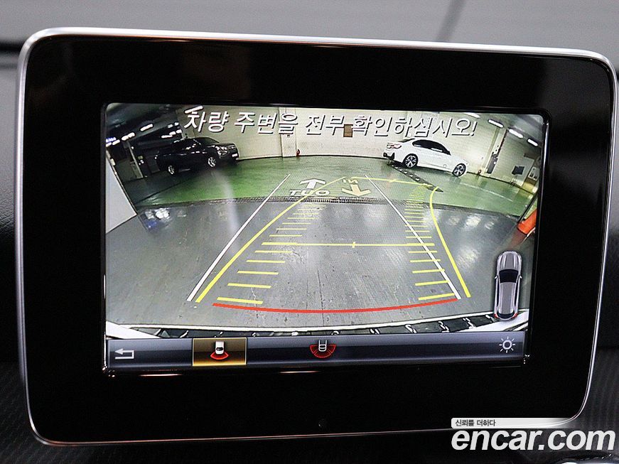 Mercedes-Benz GLA-Class 2019