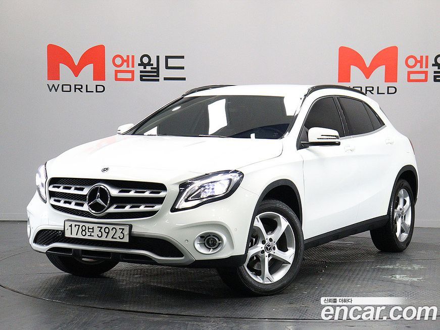 Mercedes-Benz GLA-Class 2019