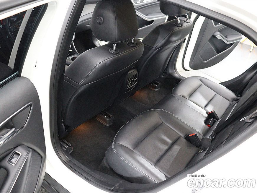 Mercedes-Benz GLA-Class 2019