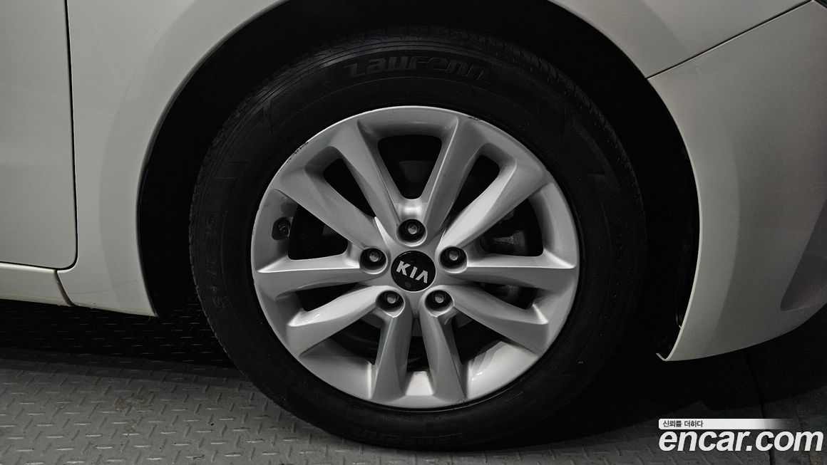Kia K3 2017
