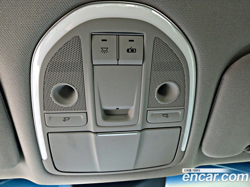 Hyundai Genesis 2016