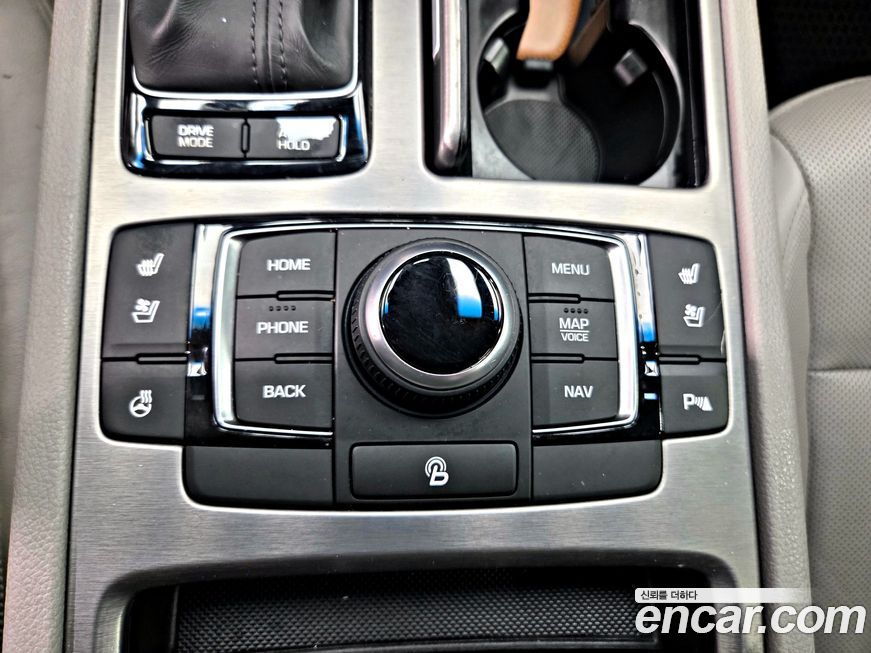 Hyundai Genesis 2016