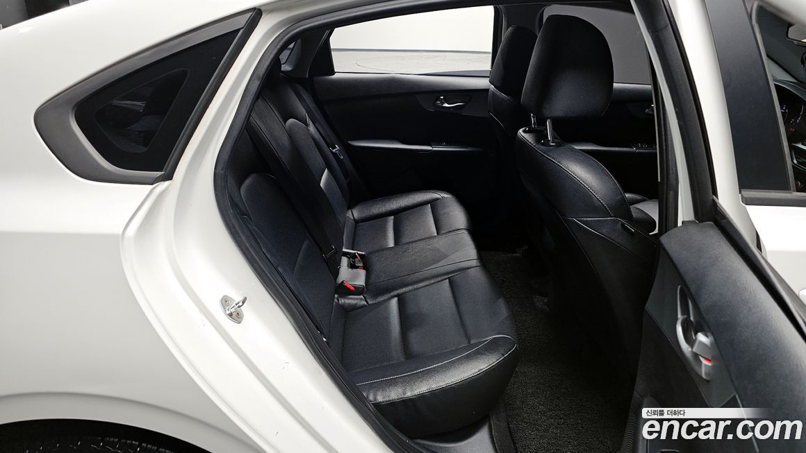 Kia K3 2021