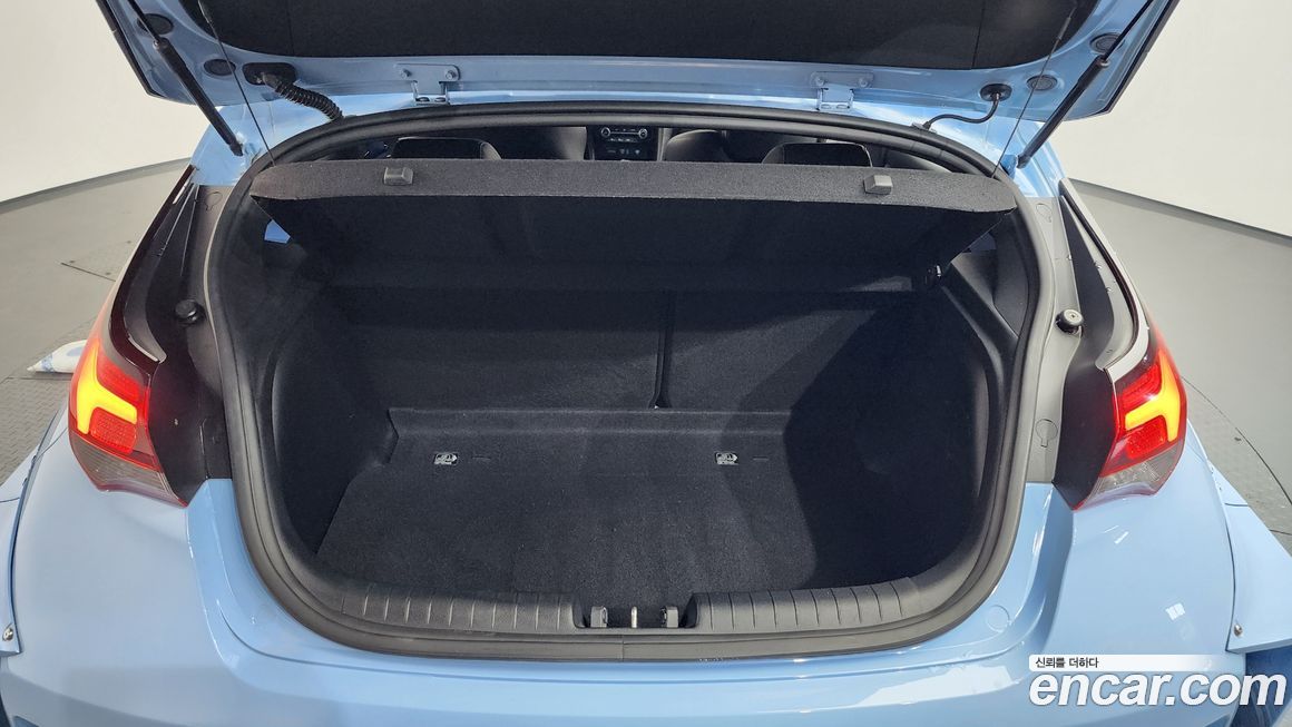 Hyundai Veloster 2019