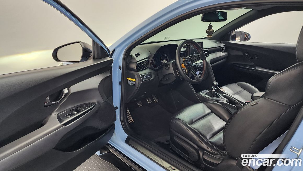 Hyundai Veloster 2019