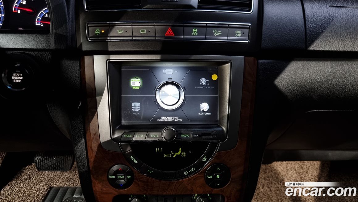 KG_Mobility_Ssangyong Rexton 2016