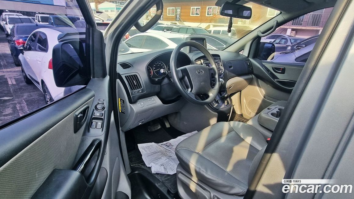 Hyundai Starex 2018