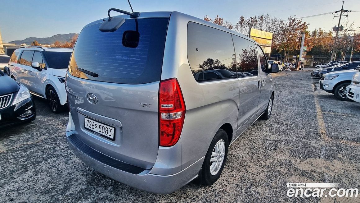 Hyundai Starex 2018