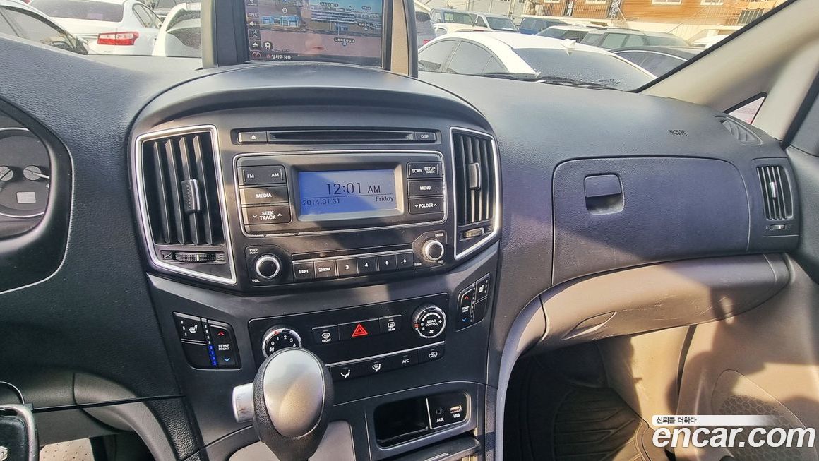 Hyundai Starex 2018