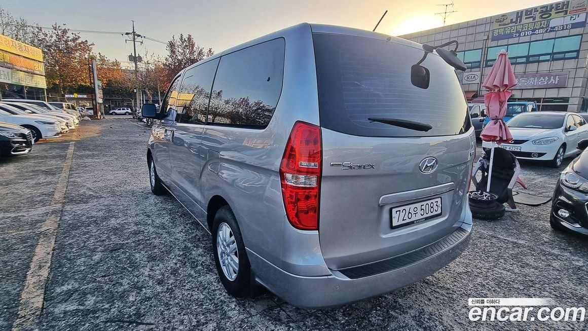 Hyundai Starex 2018