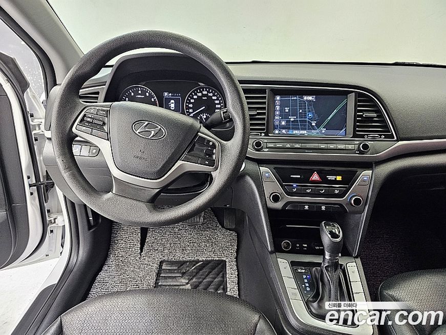 Hyundai AVANTE 2018