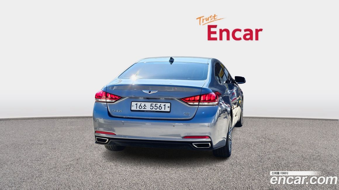 Hyundai Genesis 2014