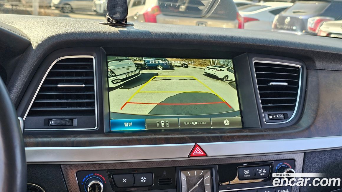 Hyundai Genesis 2014