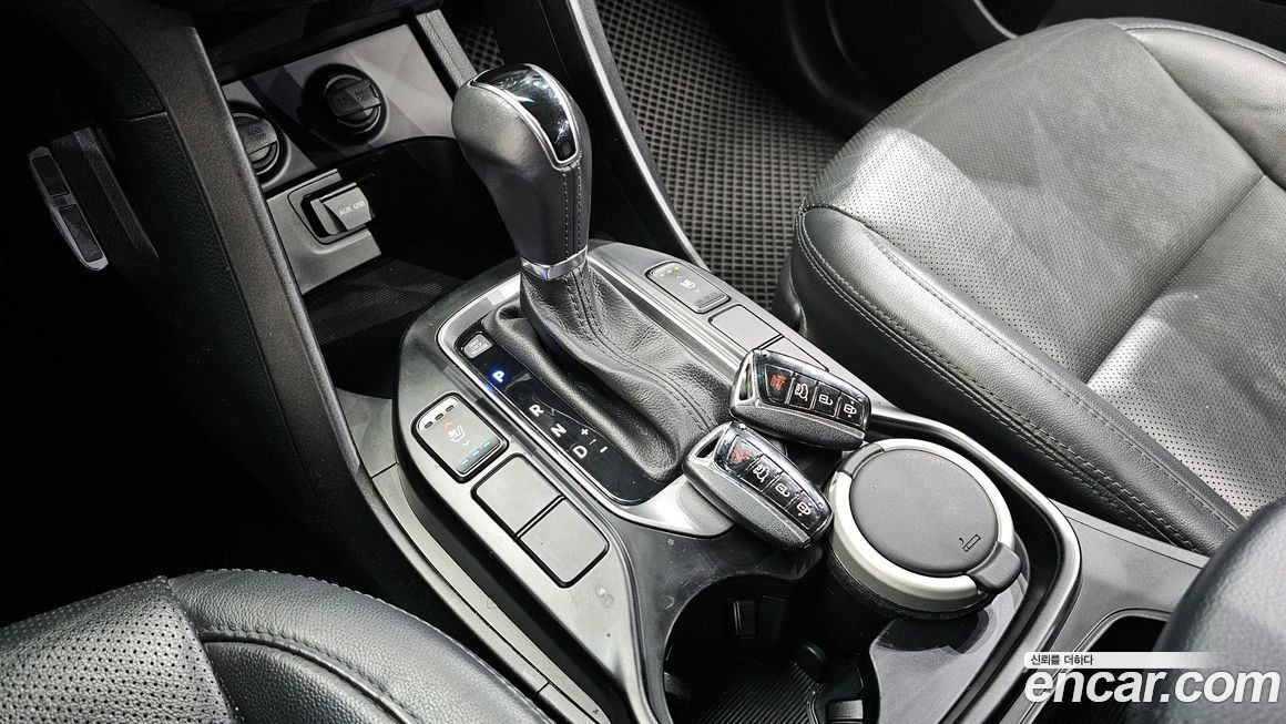 Hyundai Santafe 2015
