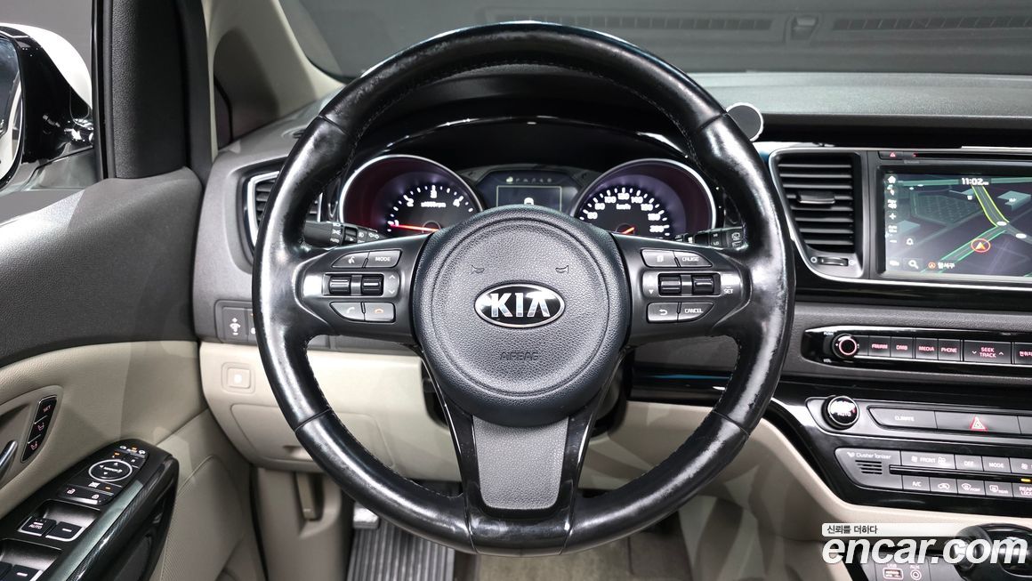 Kia Canival 2015