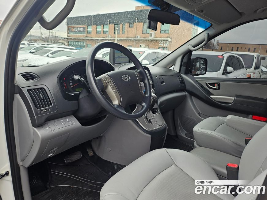 Hyundai Starex 2016