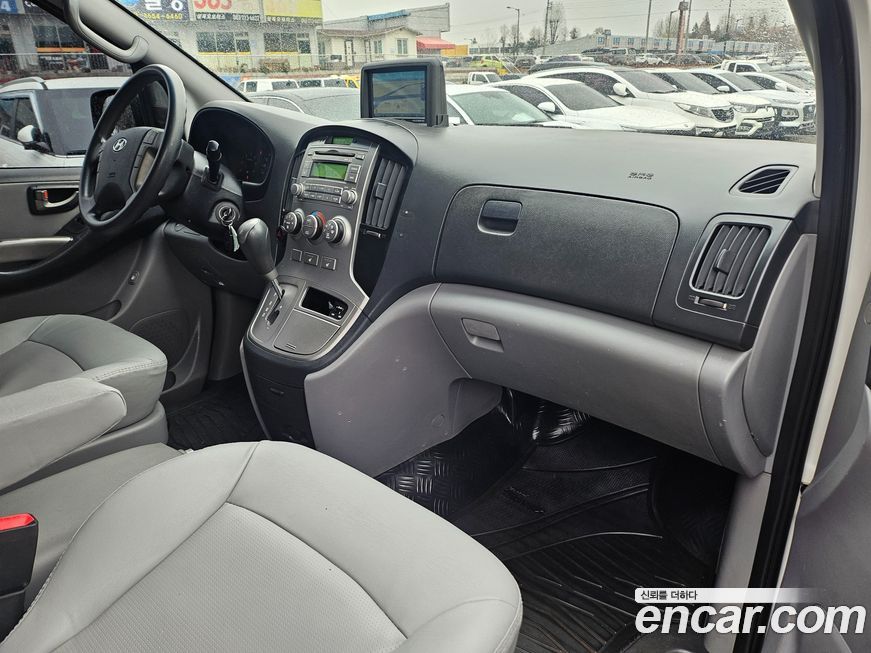 Hyundai Starex 2016