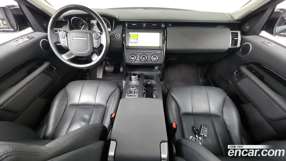 Land Rover Discovery 2018
