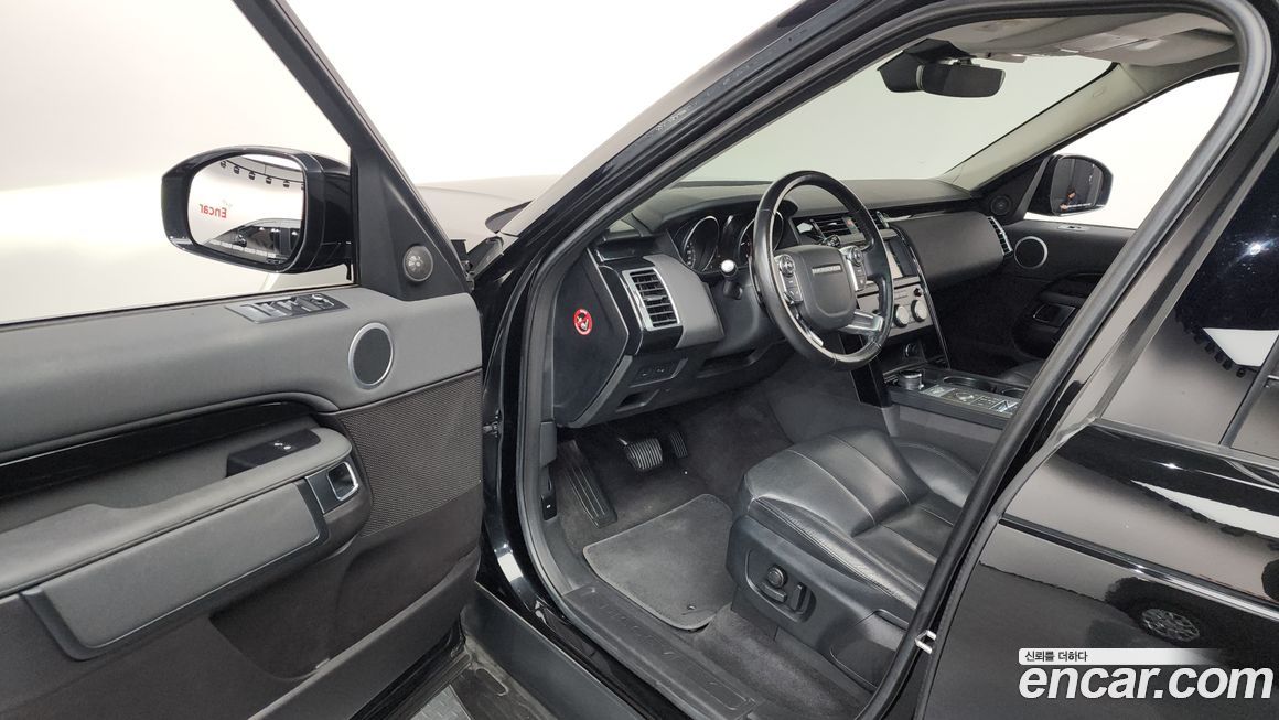 Land Rover Discovery 2018