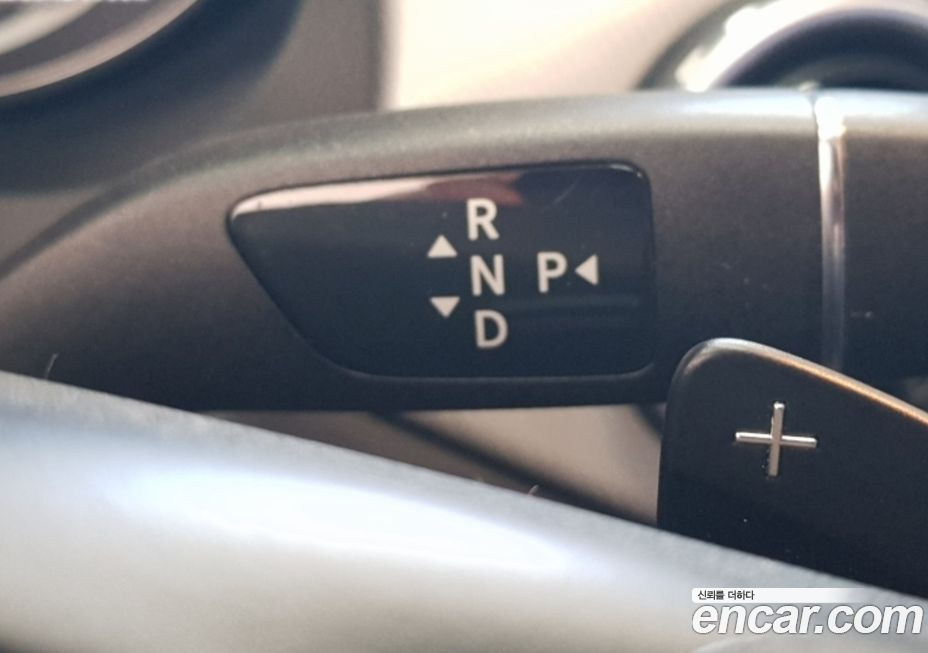 Mercedes-Benz GLA-Class 2016