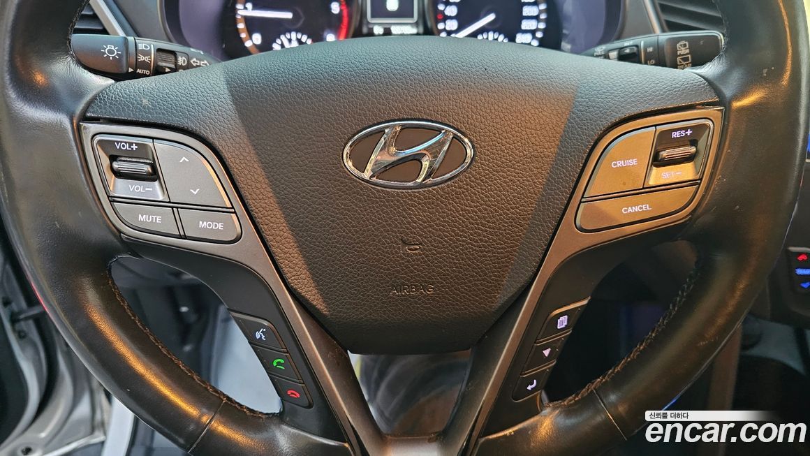 Hyundai Santafe 2016