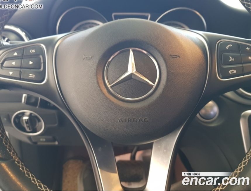 Mercedes-Benz GLA-Class 2016