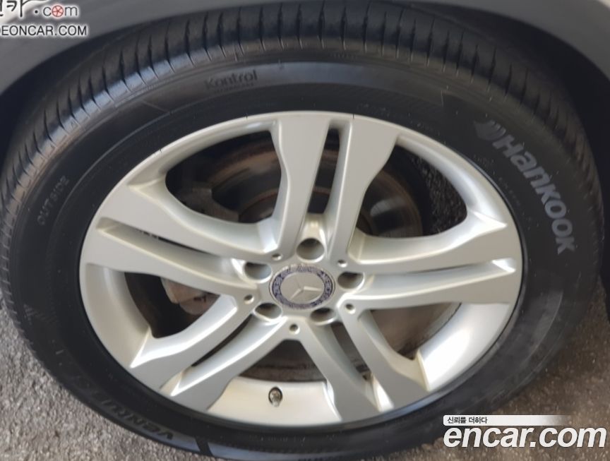 Mercedes-Benz GLA-Class 2016