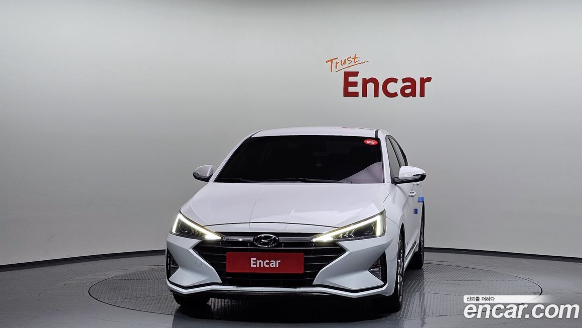 Hyundai AVANTE 2019