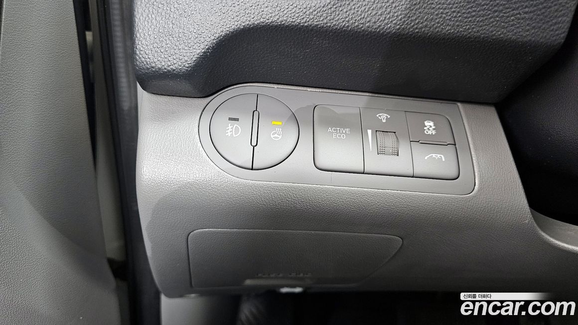 Hyundai Starex 2021