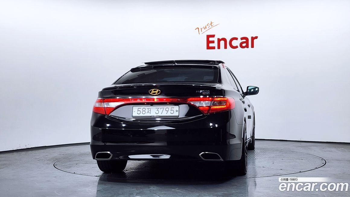 Hyundai Grandeur 2015