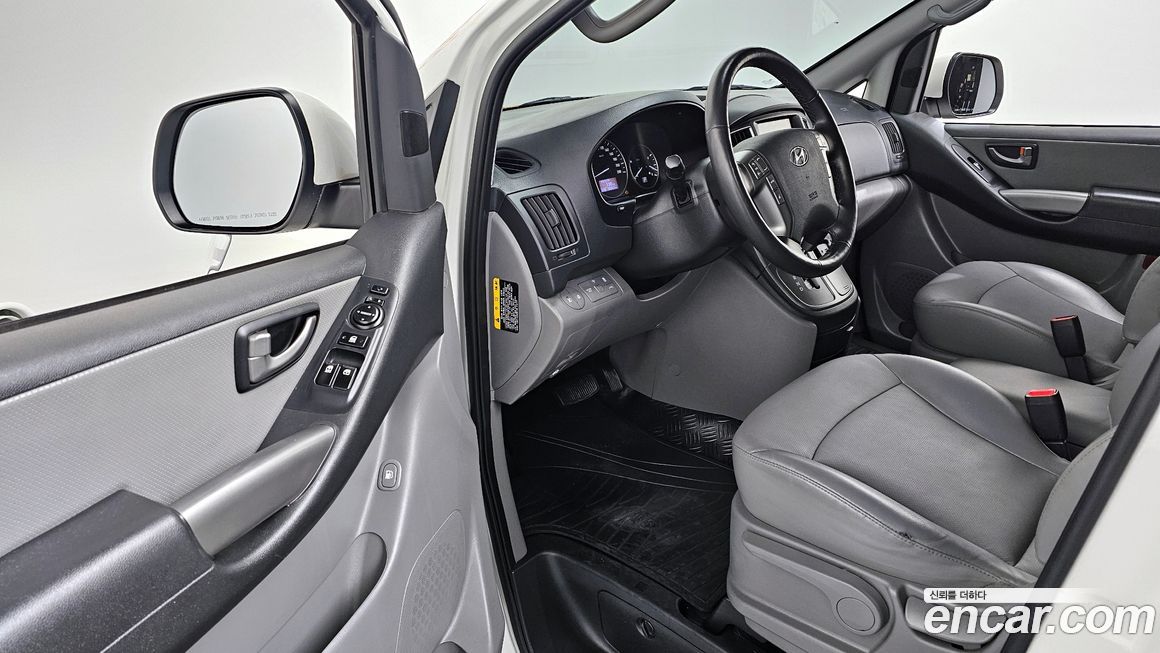 Hyundai Starex 2021