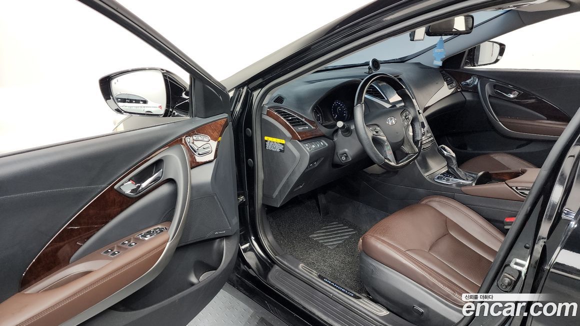 Hyundai Grandeur 2015