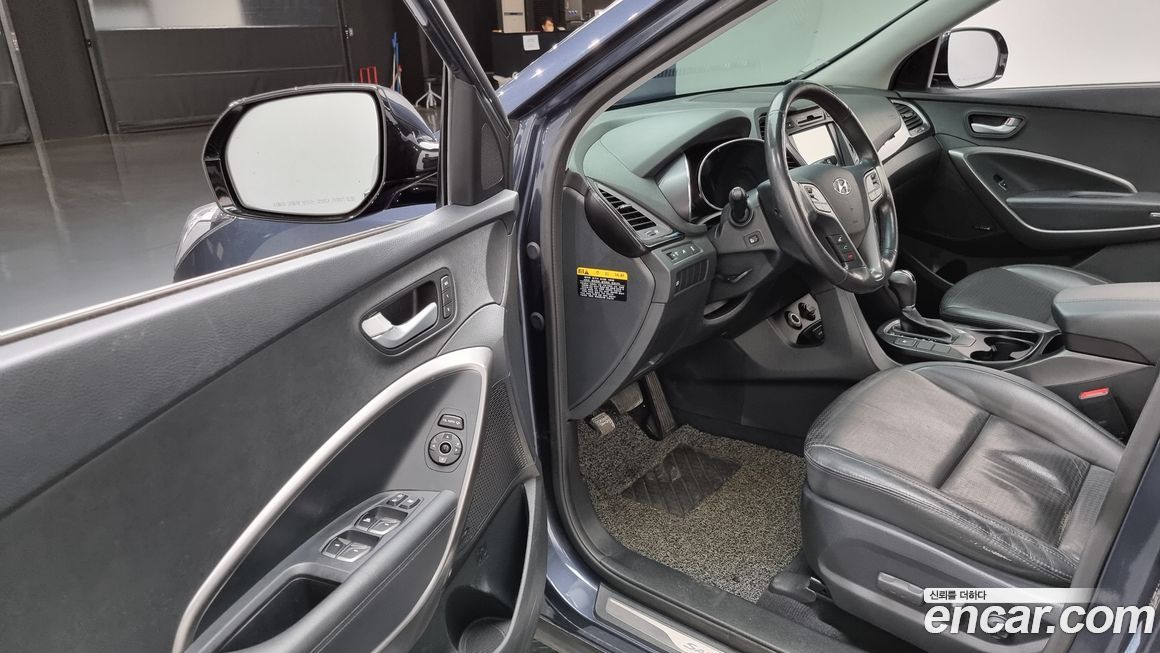Hyundai Santafe 2015