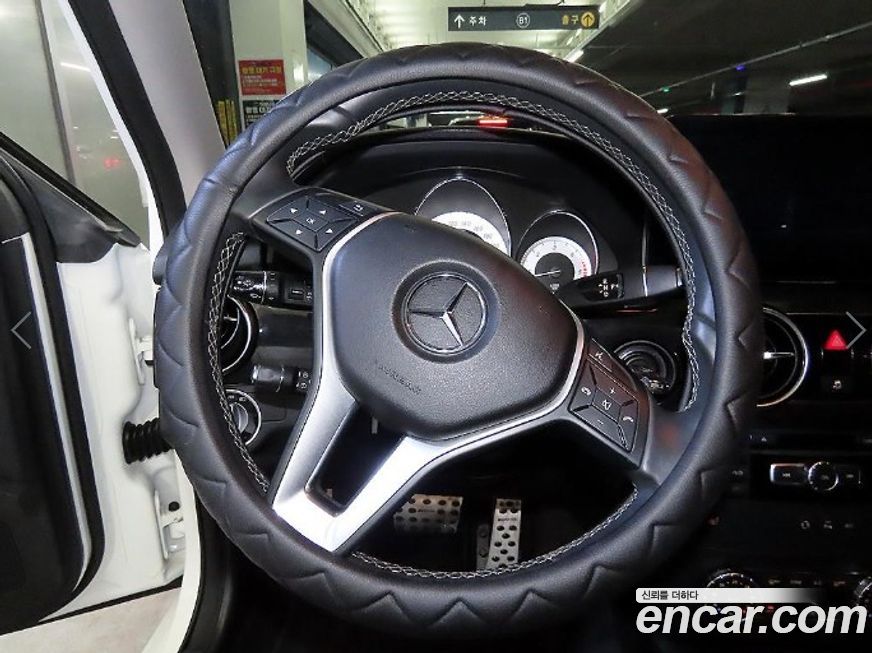 Mercedes-Benz GLK-Class 2013