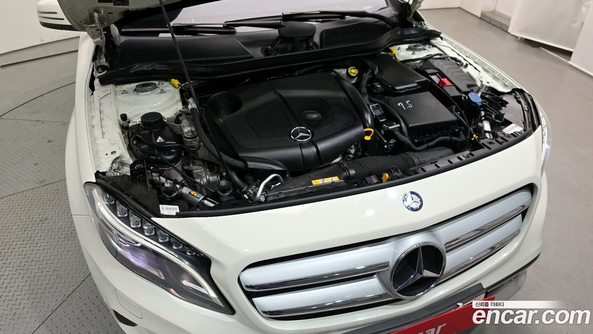 Mercedes-Benz GLA-Class 2017