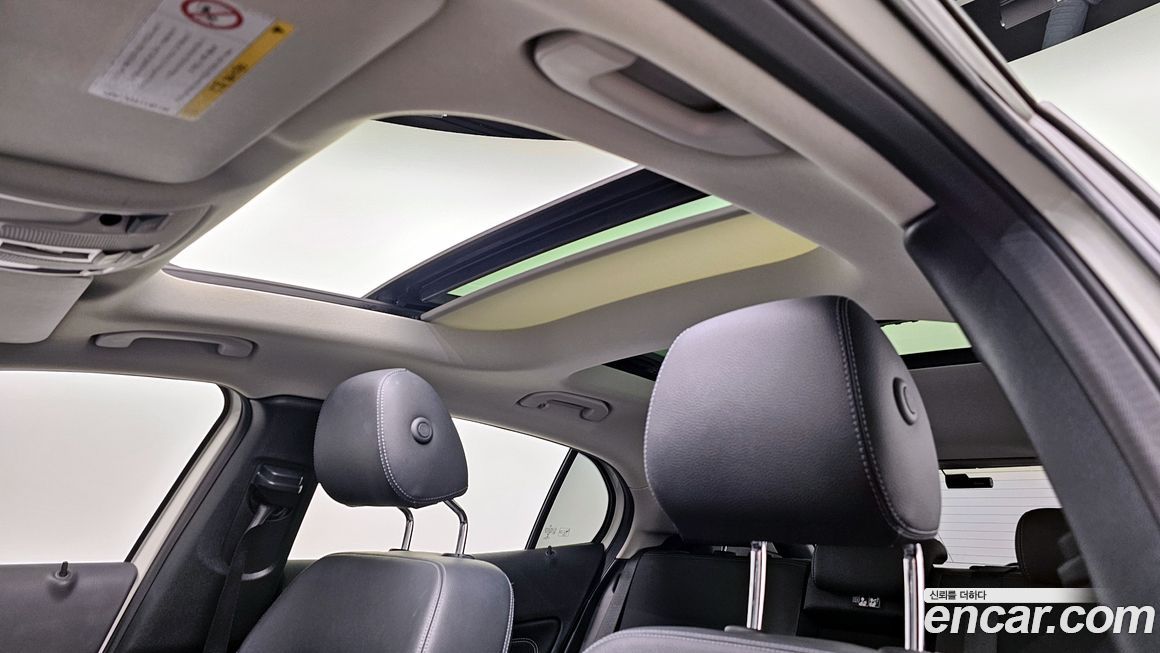 Mercedes-Benz GLA-Class 2017