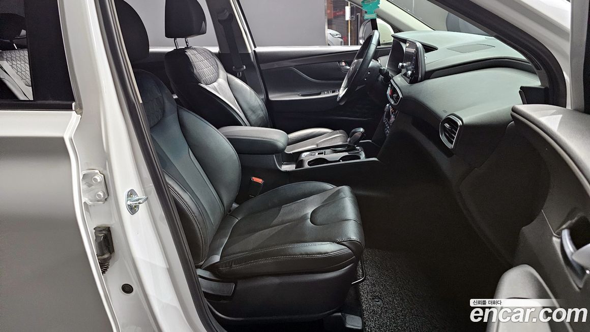 Hyundai Santafe 2020