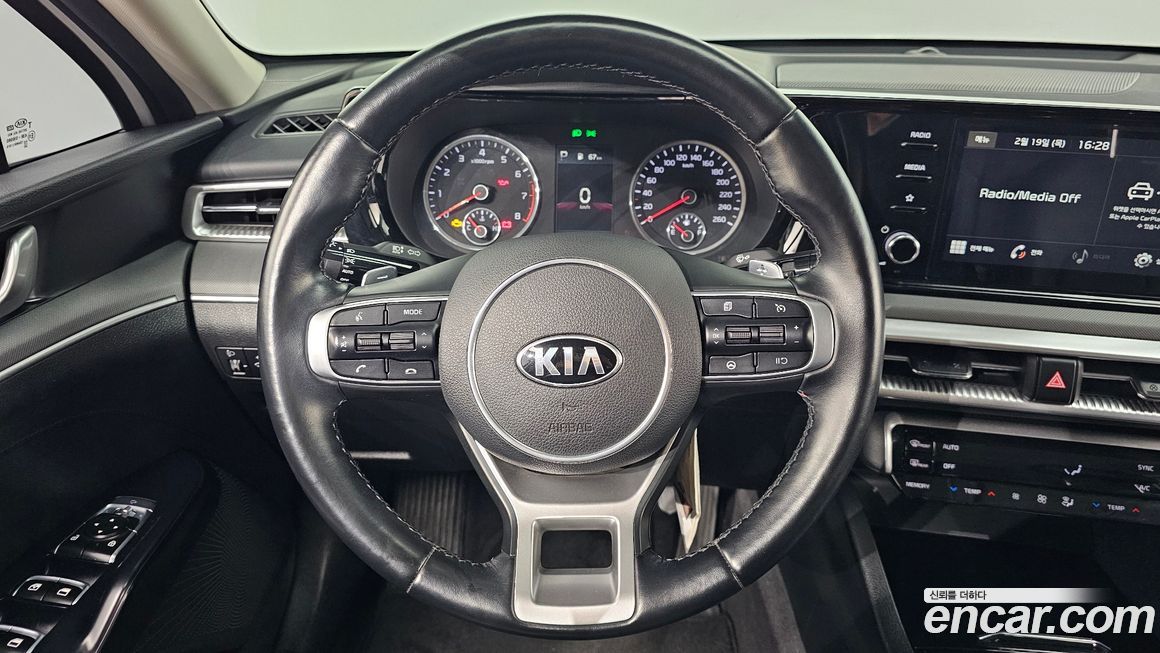 Kia K5 2021