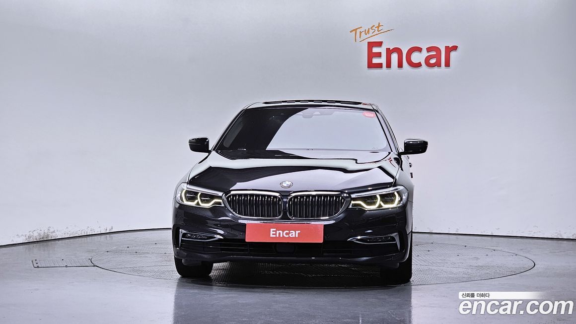BMW 5-Series 2019